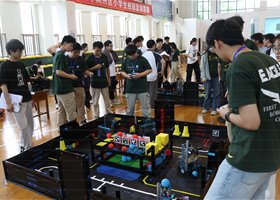 6304团队圆满完成第三十七届江苏省青少年科技创新大赛——青少年机器人竞赛镇江选拔赛服务工作